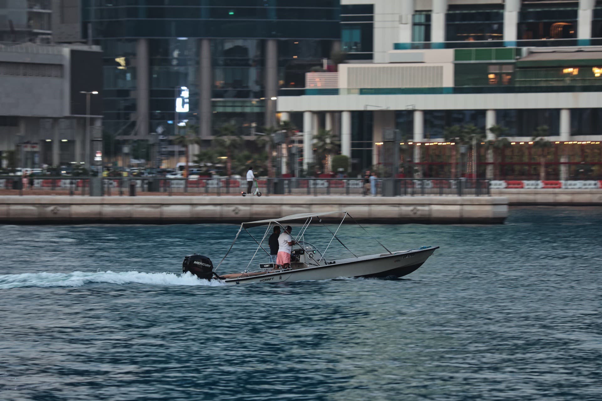 BOAT V SCOOTER